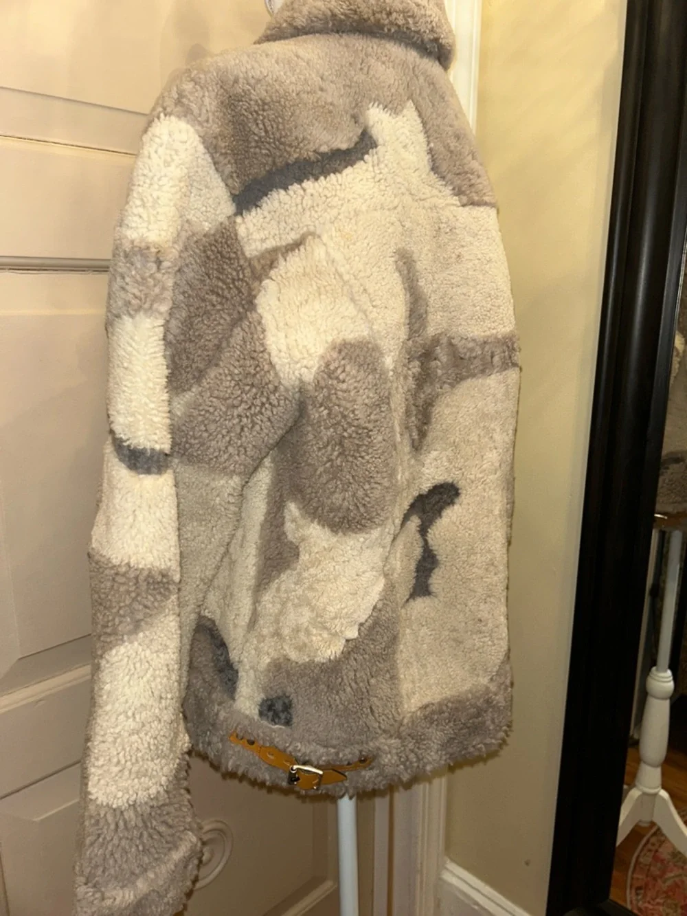 RAG & BONE sz XS Taupe and Cream Teddy Sherpa Jacket INCREDIBLE!!! - Picture 6 of 11